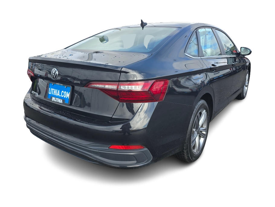 Thumbnail: 2024 Volkswagen Jetta - 16