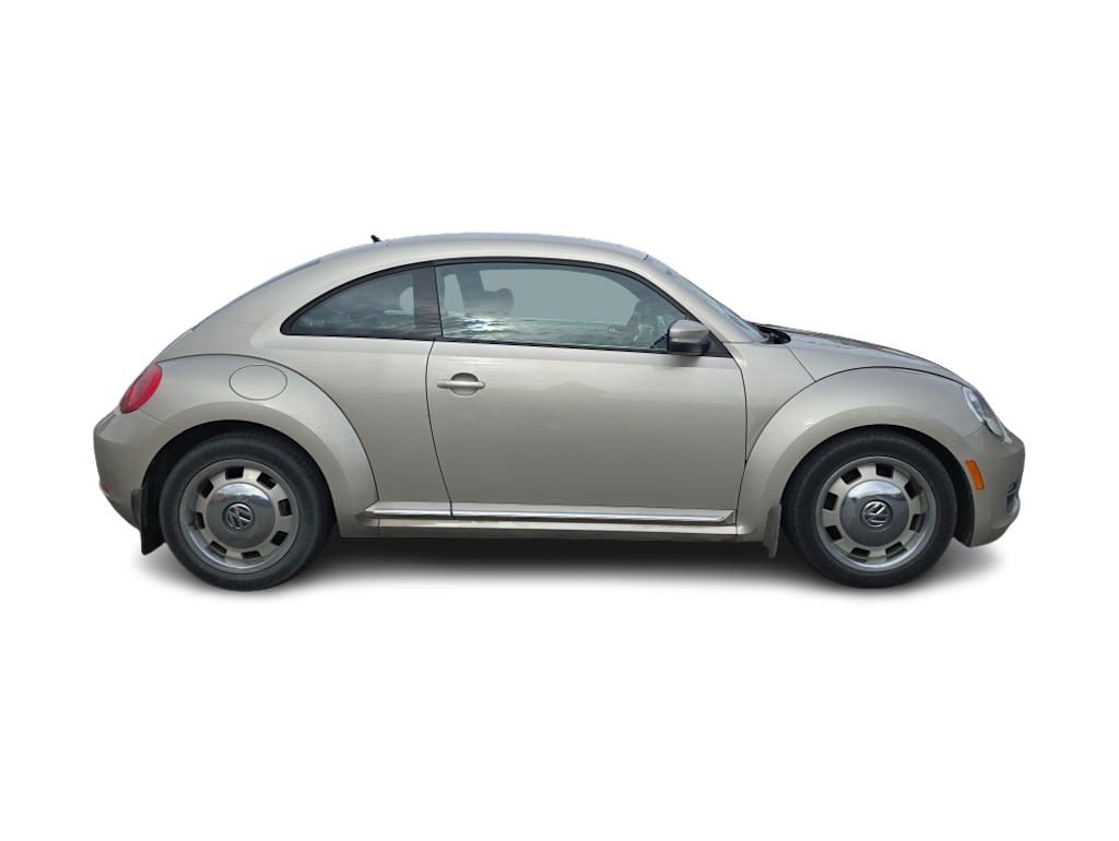 Thumbnail: 2012 Volkswagen Beetle - 18