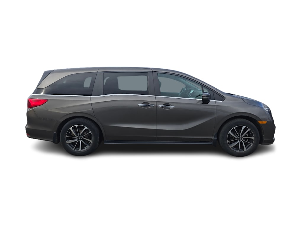 Thumbnail: 2018 Honda Odyssey - 17