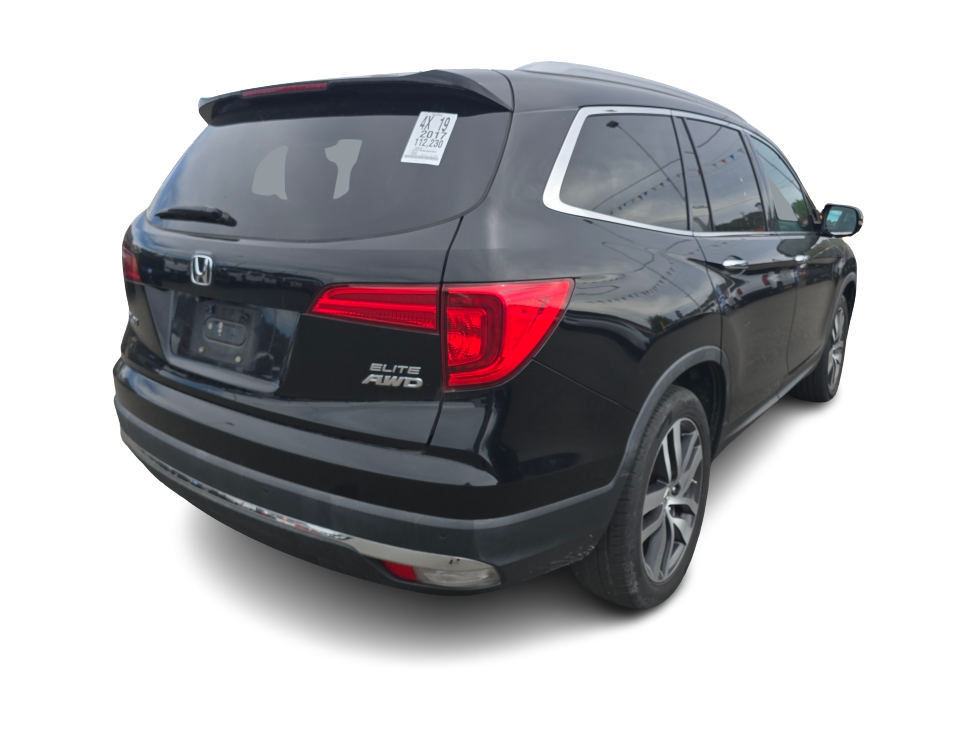 Thumbnail: 2017 Honda Pilot - 17