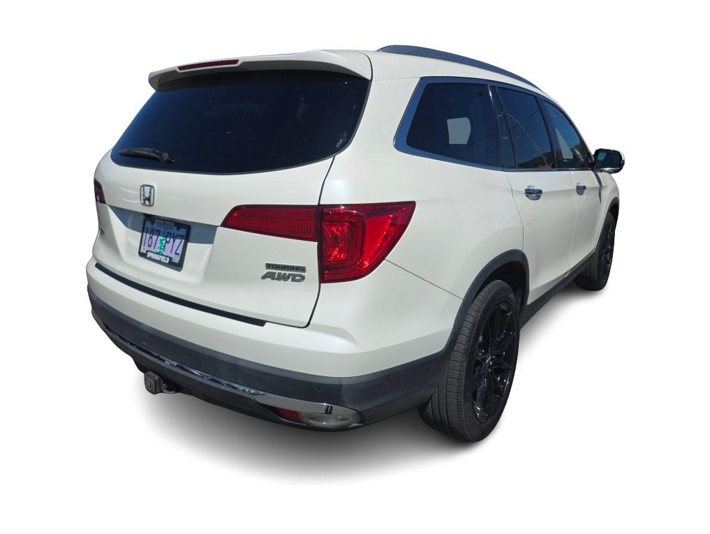 Thumbnail: 2018 Honda Pilot - 10