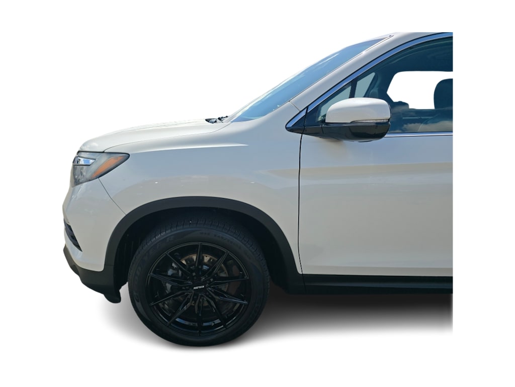 Thumbnail: 2018 Honda Pilot - 21