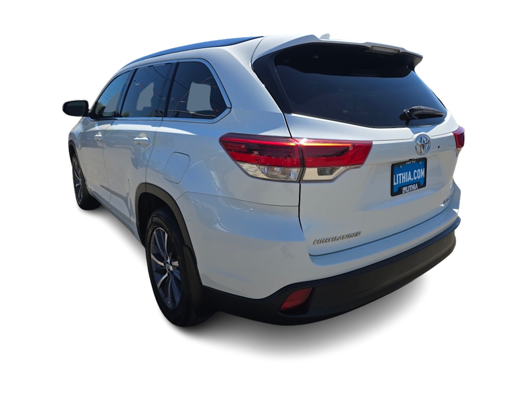 Thumbnail: 2018 Toyota Highlander - 4
