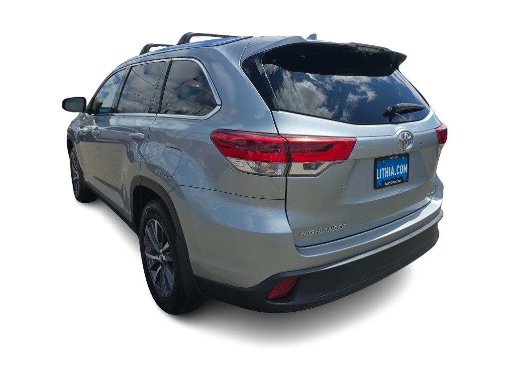 Thumbnail: 2019 Toyota Highlander - 4