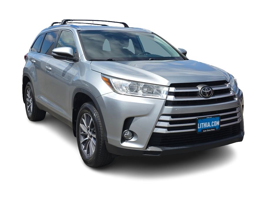 Thumbnail: 2019 Toyota Highlander - 18