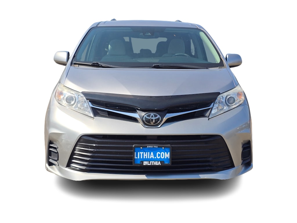 Thumbnail: 2018 Toyota Sienna - 6