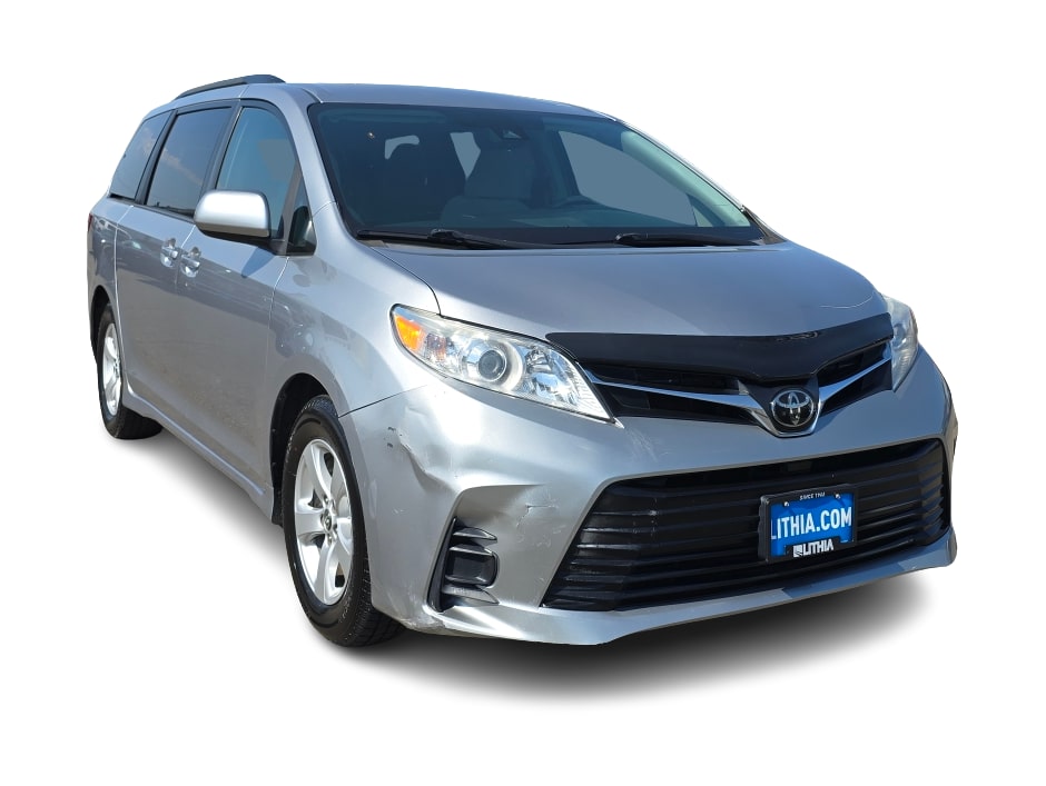 Thumbnail: 2018 Toyota Sienna - 19
