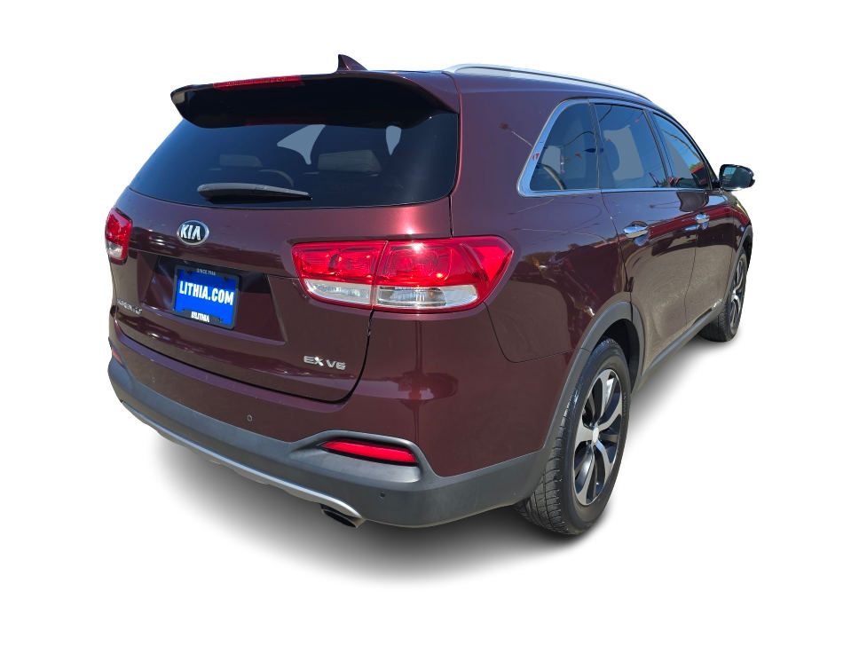 Thumbnail: 2017 Kia Sorento - 16