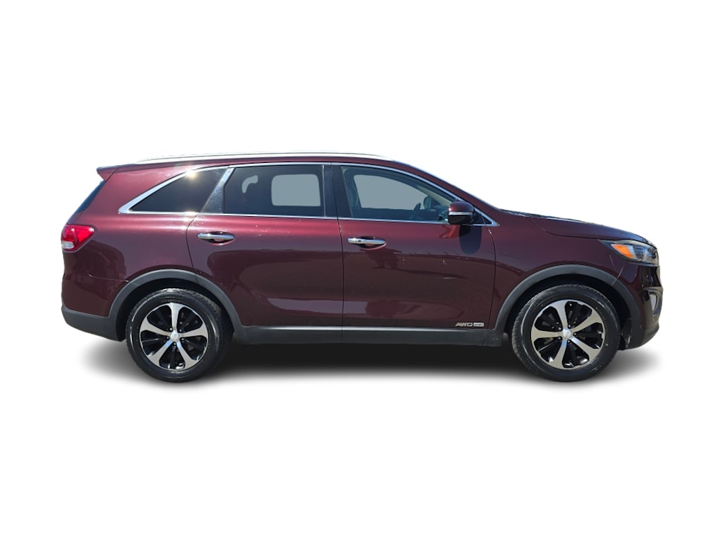 Thumbnail: 2017 Kia Sorento - 17