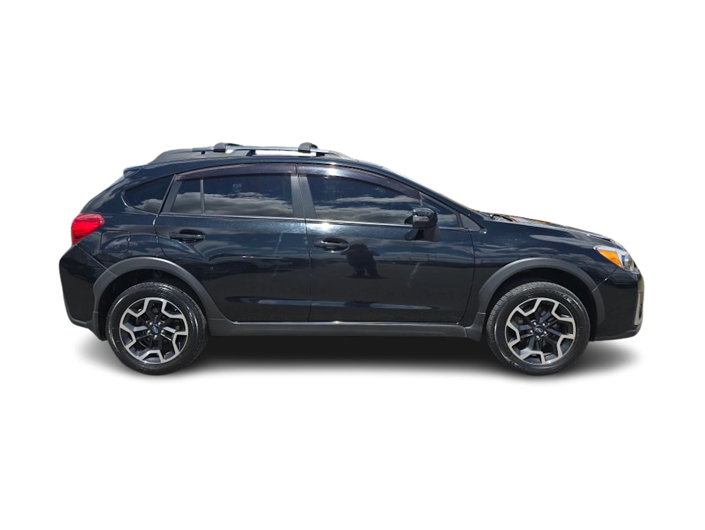 Thumbnail: 2016 Subaru Crosstrek - 17