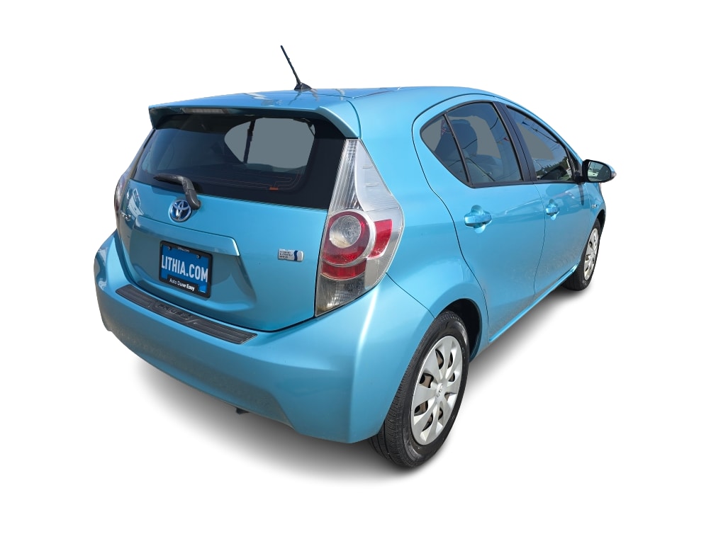 Thumbnail: 2013 Toyota Prius c - 15