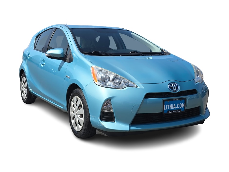 Thumbnail: 2013 Toyota Prius c - 17