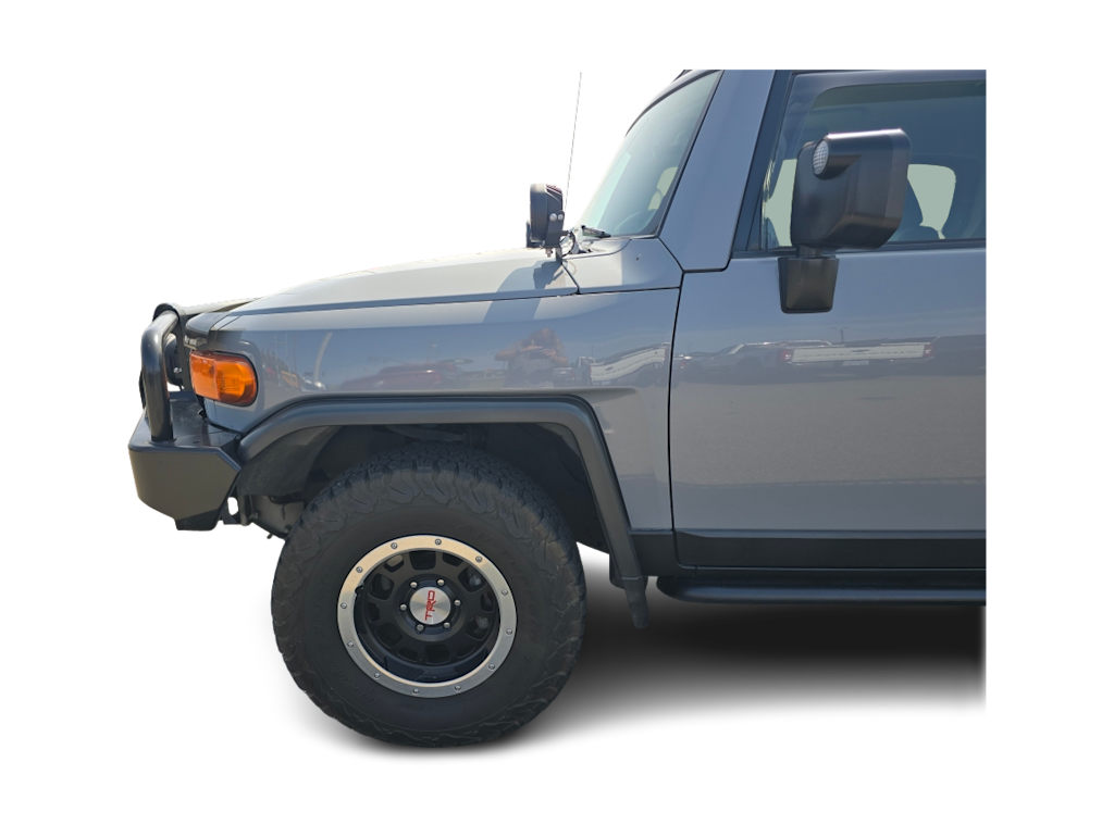 Thumbnail: 2013 Toyota FJ Cruiser - 22