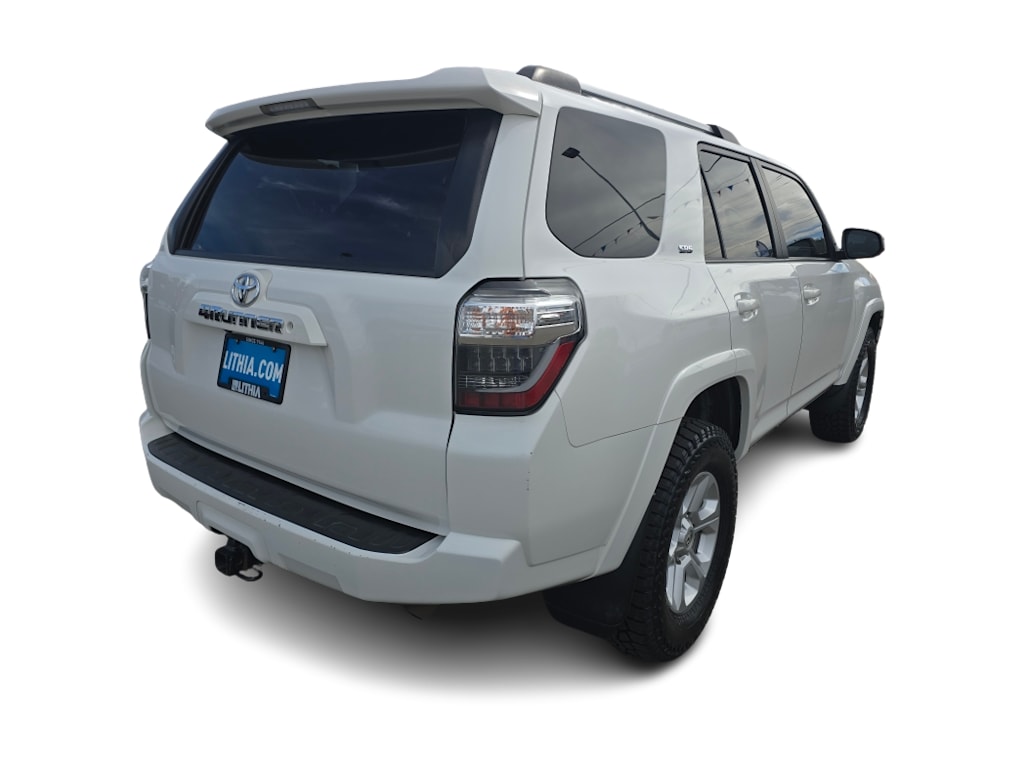Thumbnail: 2019 Toyota 4Runner - 16