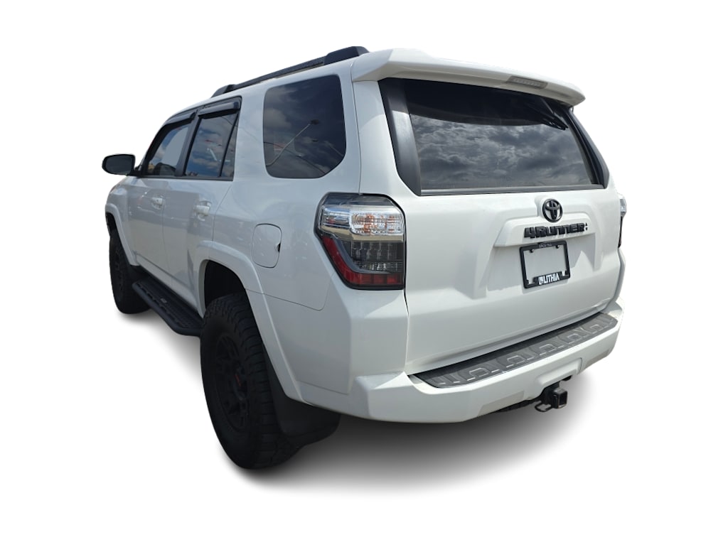 Thumbnail: 2020 Toyota 4Runner - 16