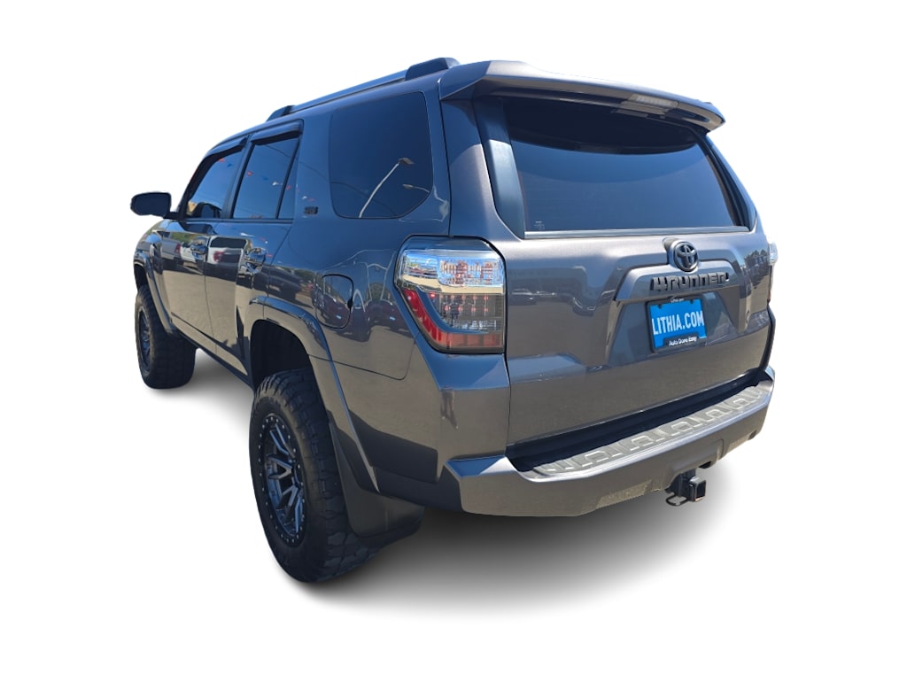 Thumbnail: 2019 Toyota 4Runner - 4