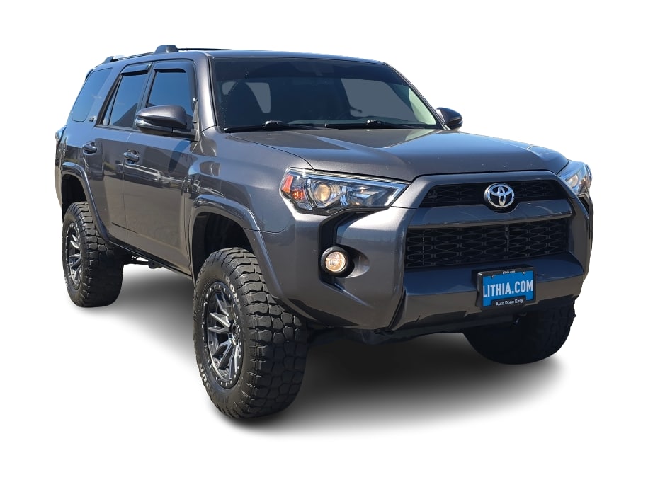 Thumbnail: 2019 Toyota 4Runner - 18