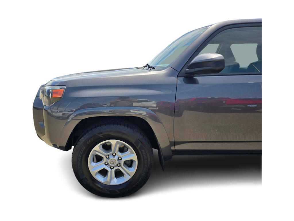 Thumbnail: 2023 Toyota 4Runner - 21