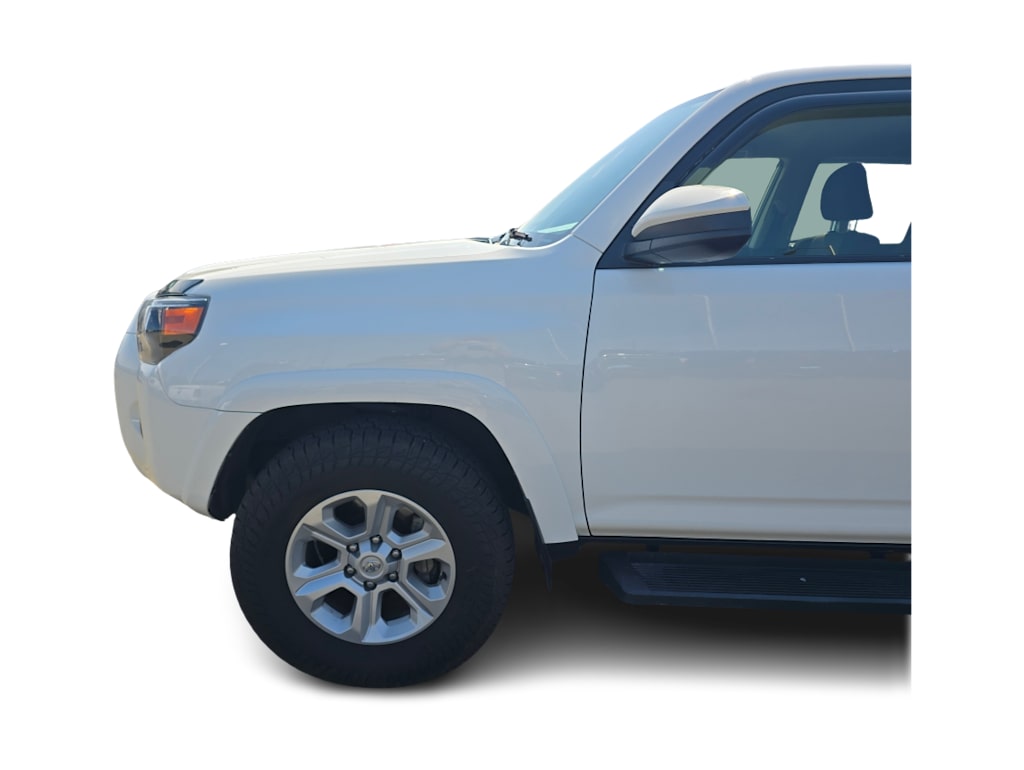 Thumbnail: 2022 Toyota 4Runner - 20