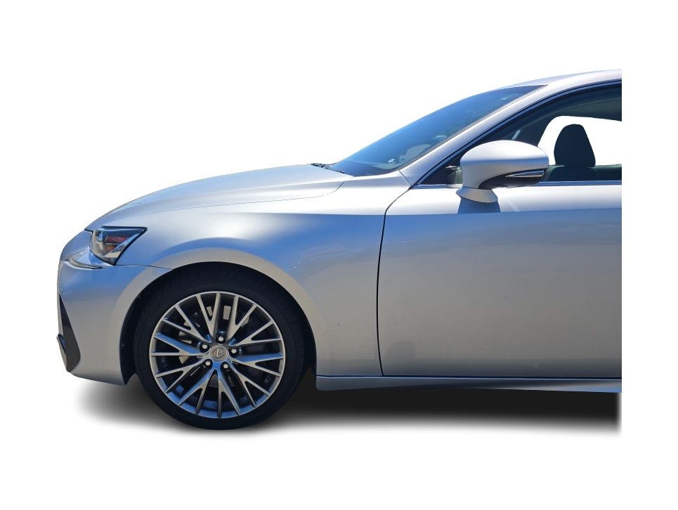 Thumbnail: 2017 Lexus IS - 20