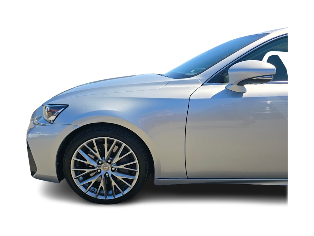 Thumbnail: 2017 Lexus IS - 20