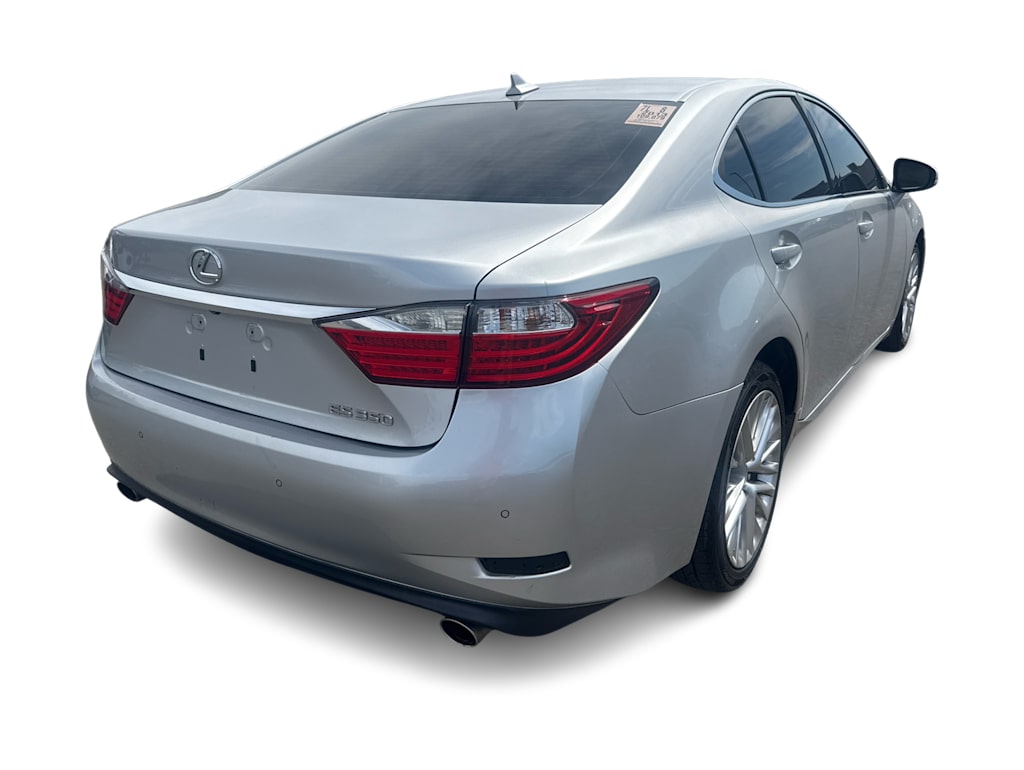 Thumbnail: 2013 Lexus ES - 9