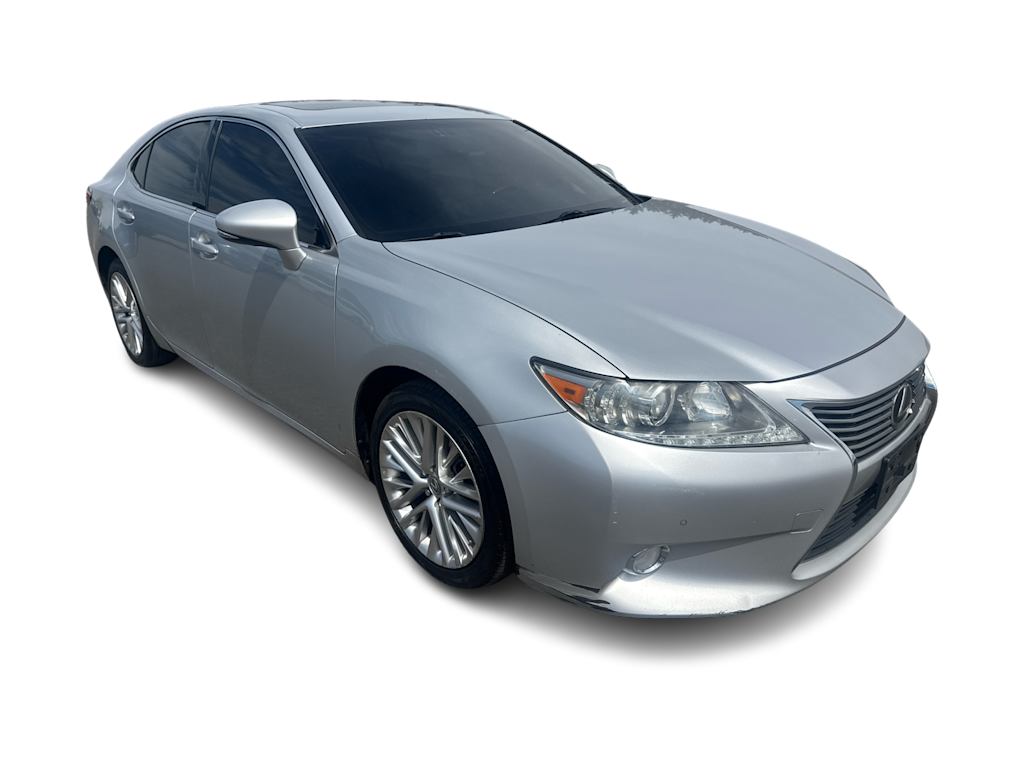 Thumbnail: 2013 Lexus ES - 11