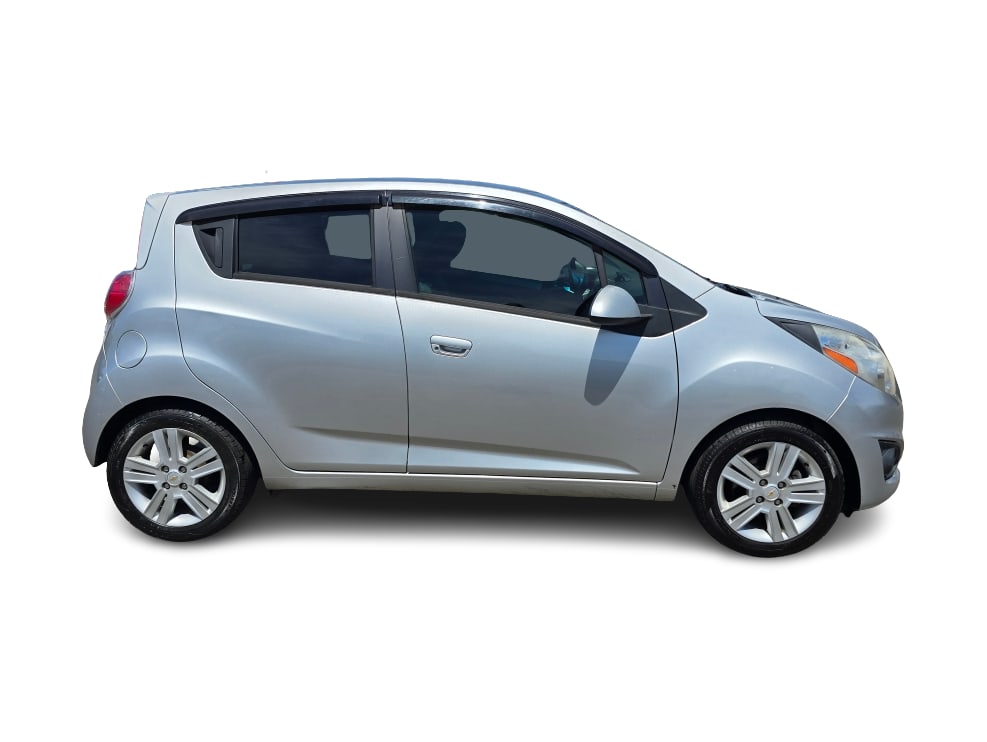 Thumbnail: 2015 Chevrolet Spark - 17