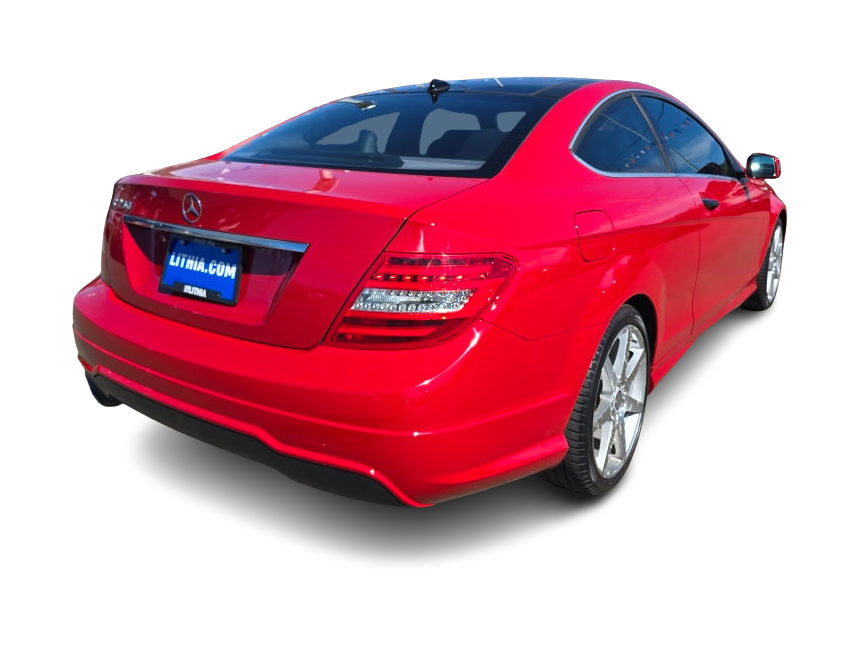 Thumbnail: 2014 Mercedes-Benz C-Class - 16