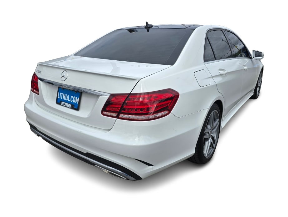 Thumbnail: 2015 Mercedes-Benz E-Class - 15