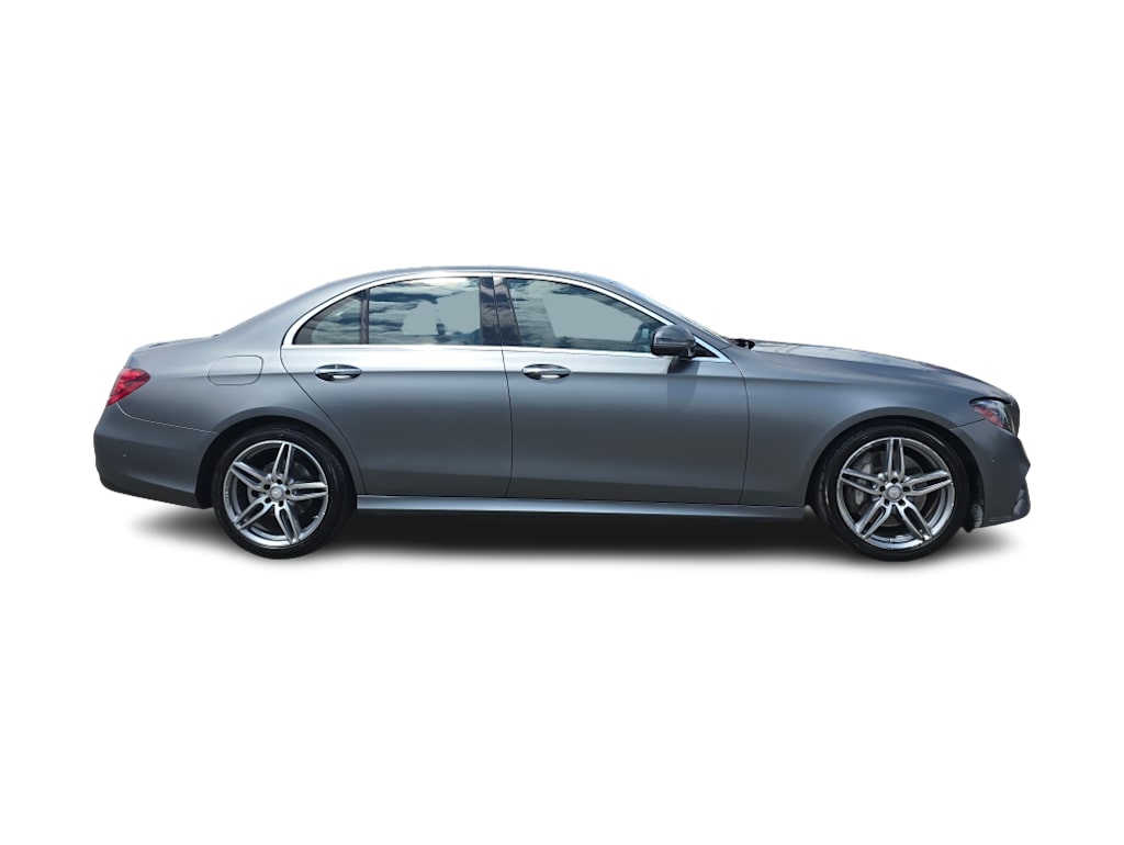 Thumbnail: 2017 Mercedes-Benz E-Class - 17