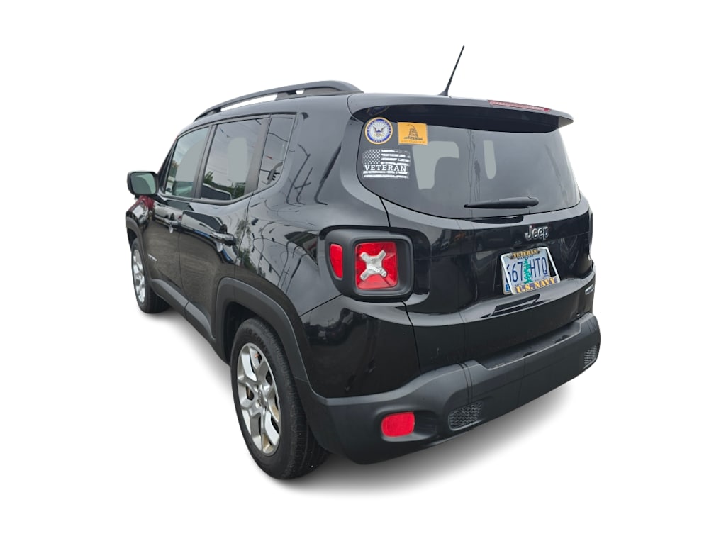 Thumbnail: 2015 Jeep Renegade - 9