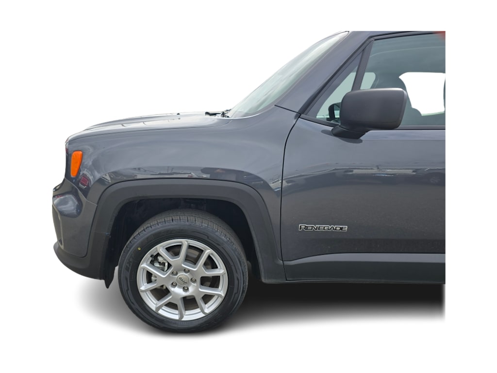 Thumbnail: 2022 Jeep Renegade - 21