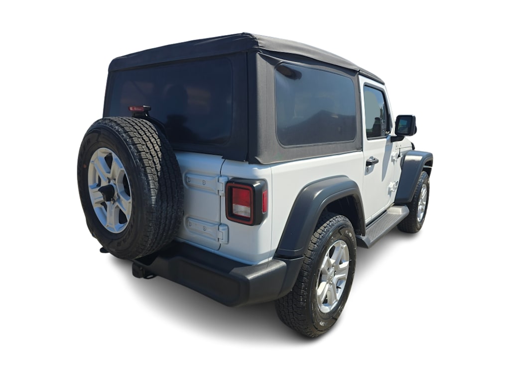 Thumbnail: 2018 Jeep Wrangler - 15