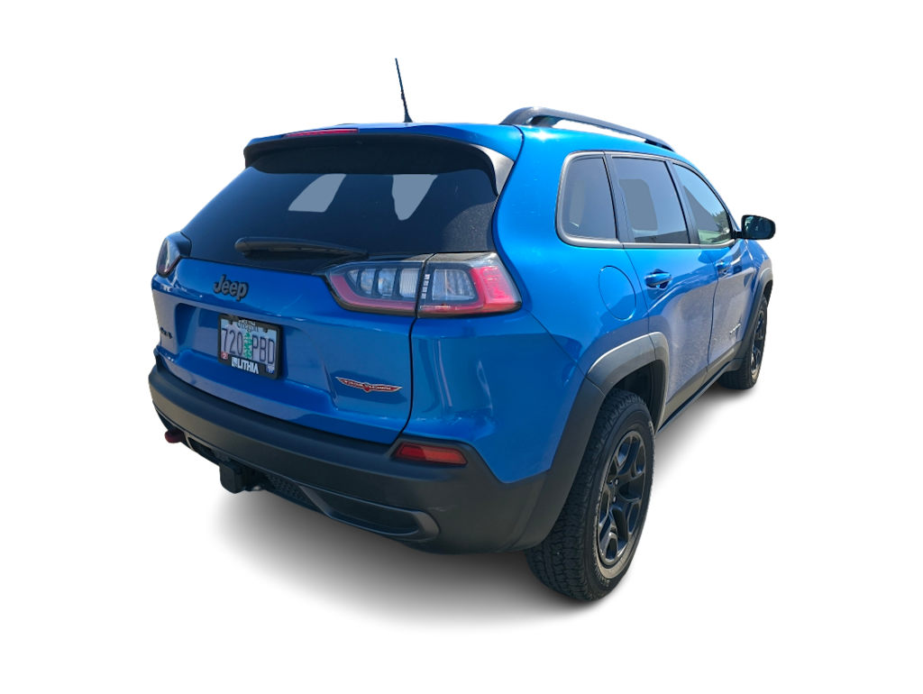 Thumbnail: 2022 Jeep Cherokee - 17