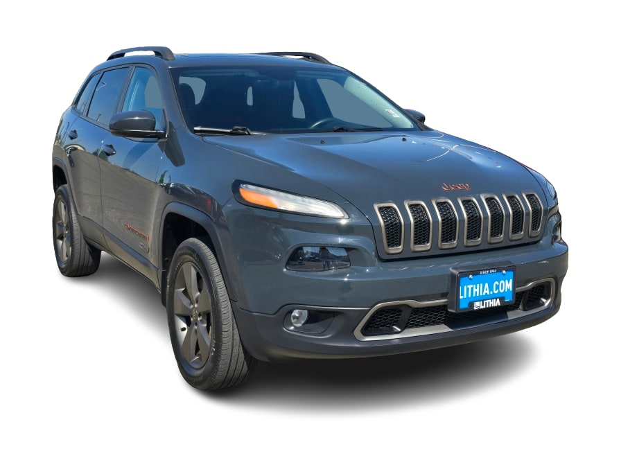 Thumbnail: 2016 Jeep Cherokee - 18