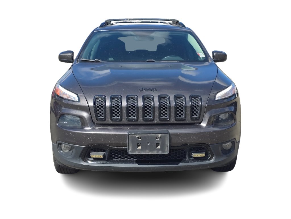Thumbnail: 2018 Jeep Cherokee - 12