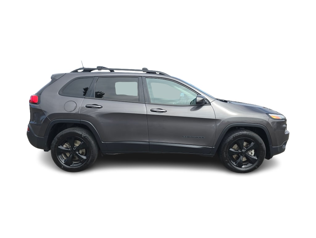 Thumbnail: 2018 Jeep Cherokee - 17