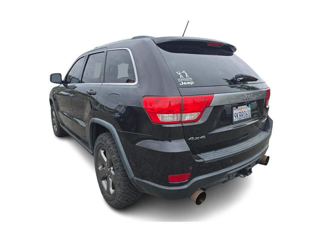 Thumbnail: 2013 Jeep Grand Cherokee - 16