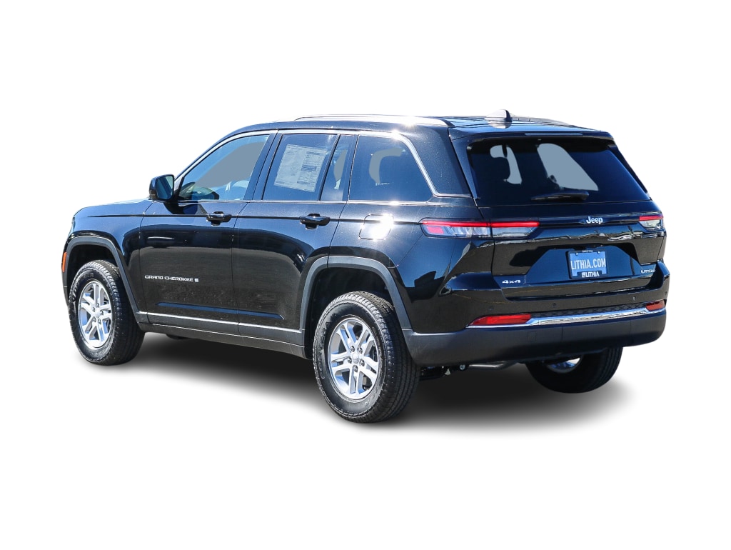 2023 Jeep Grand Cherokee Laredo 5