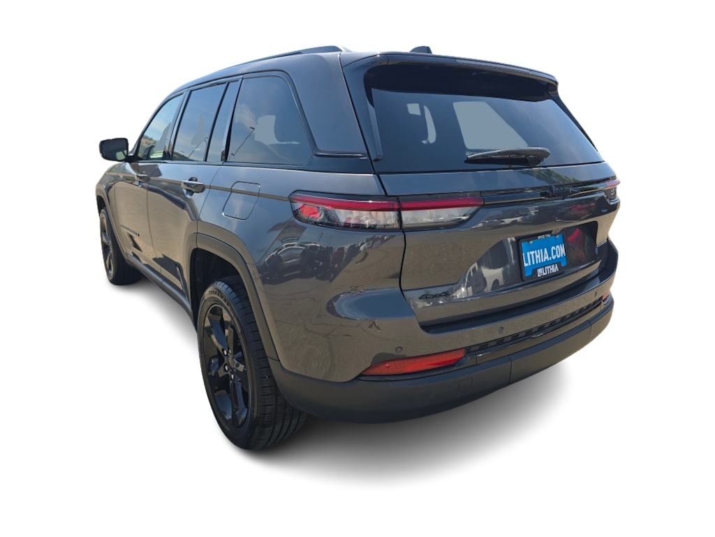 Thumbnail: 2023 Jeep Grand Cherokee - 4