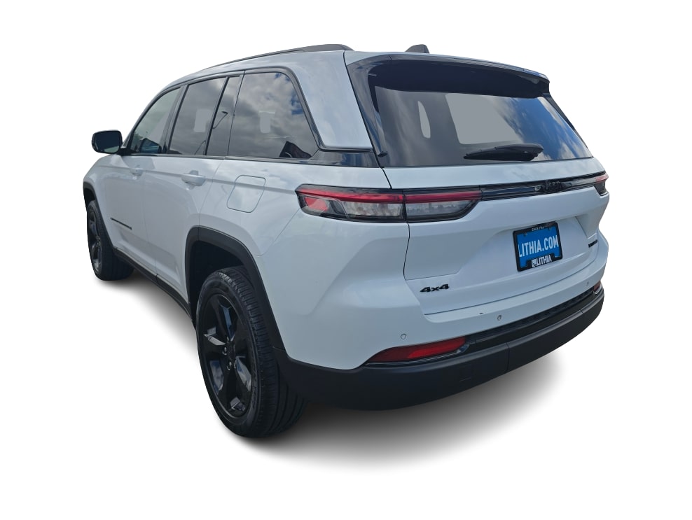 Thumbnail: 2023 Jeep Grand Cherokee - 4