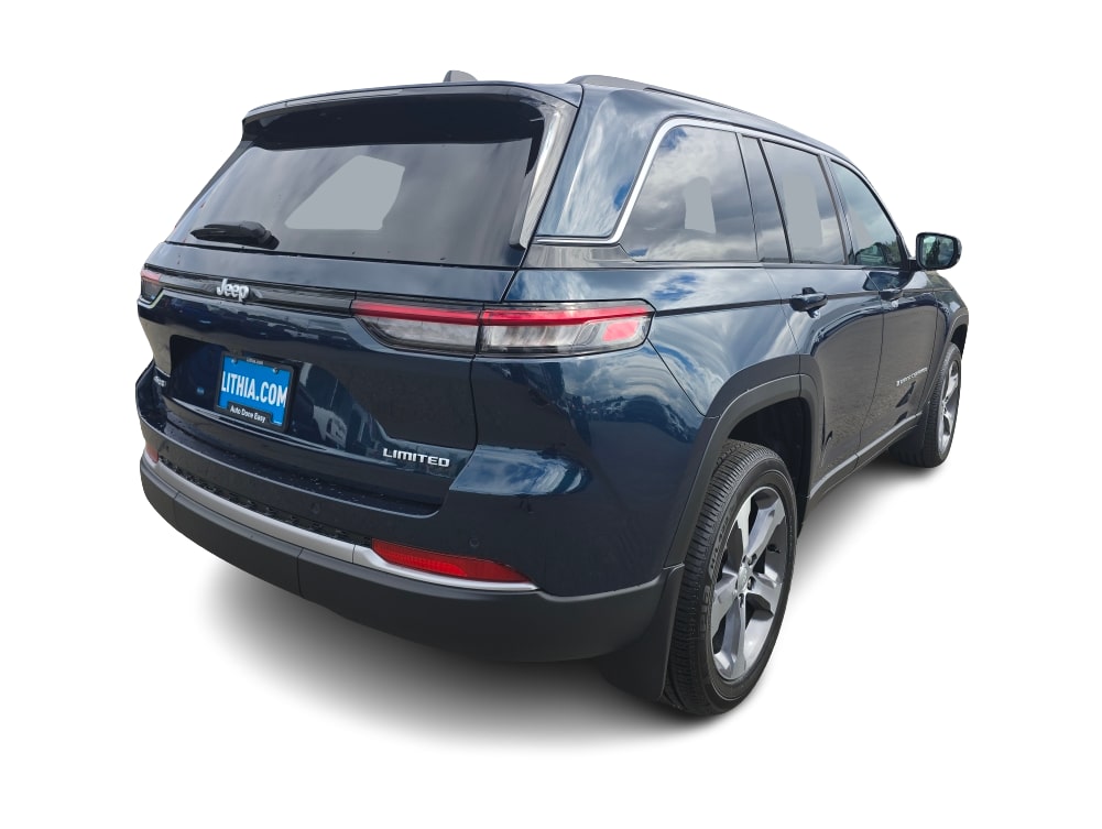 Thumbnail: 2026 Jeep Grand Cherokee - 16