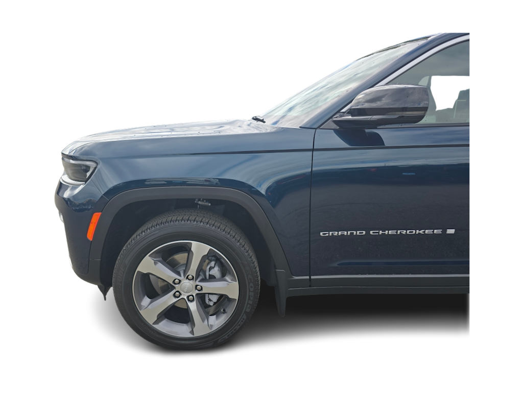 Thumbnail: 2026 Jeep Grand Cherokee - 20