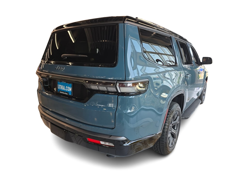 Thumbnail: 2026 Jeep Grand Wagoneer - 14
