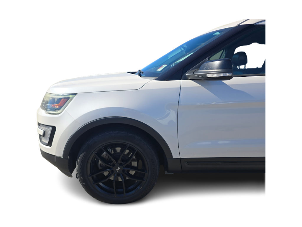 Thumbnail: 2017 Ford Explorer - 13