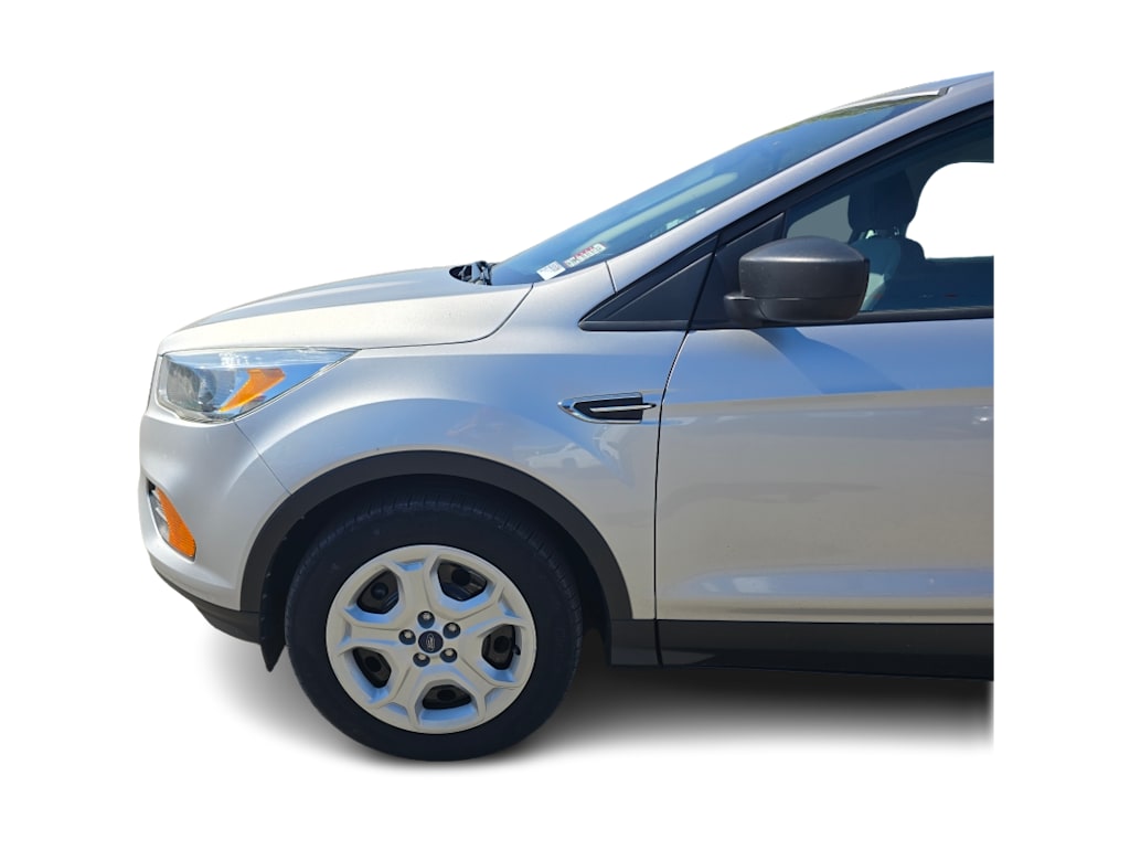 Thumbnail: 2017 Ford Escape - 8