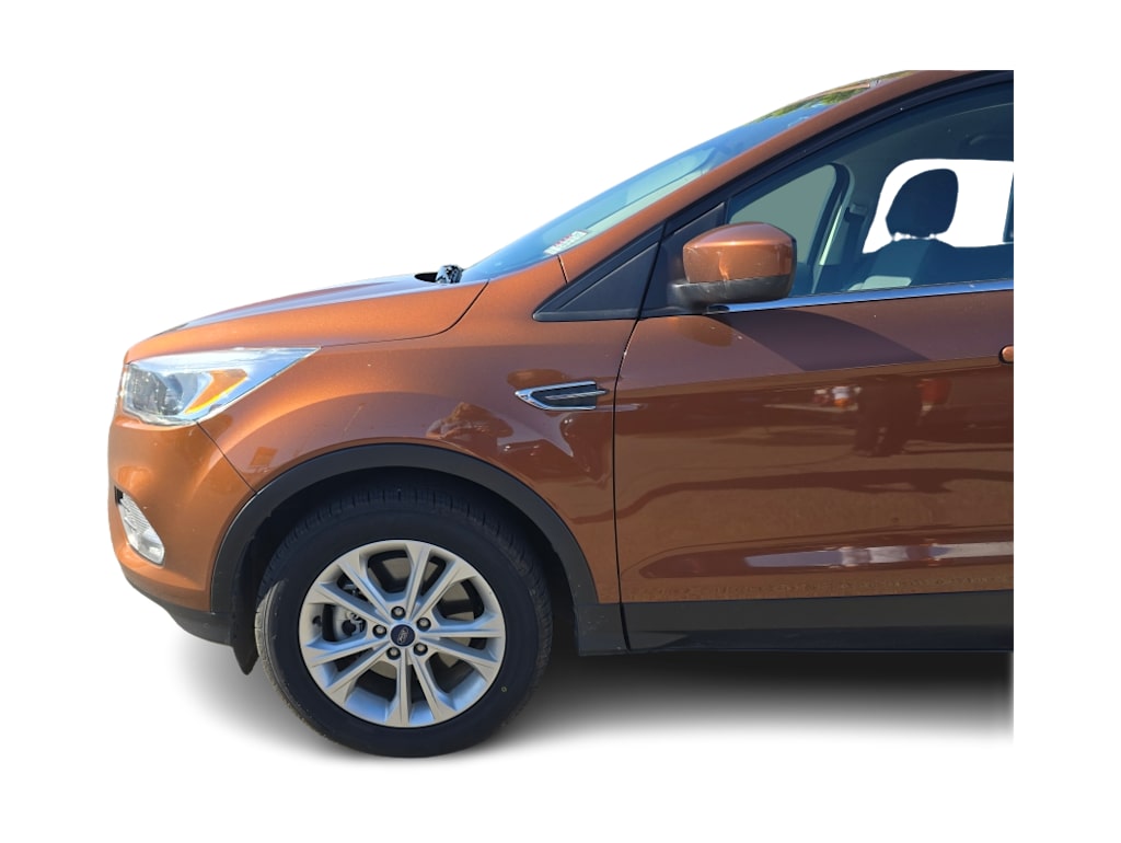 Thumbnail: 2017 Ford Escape - 20