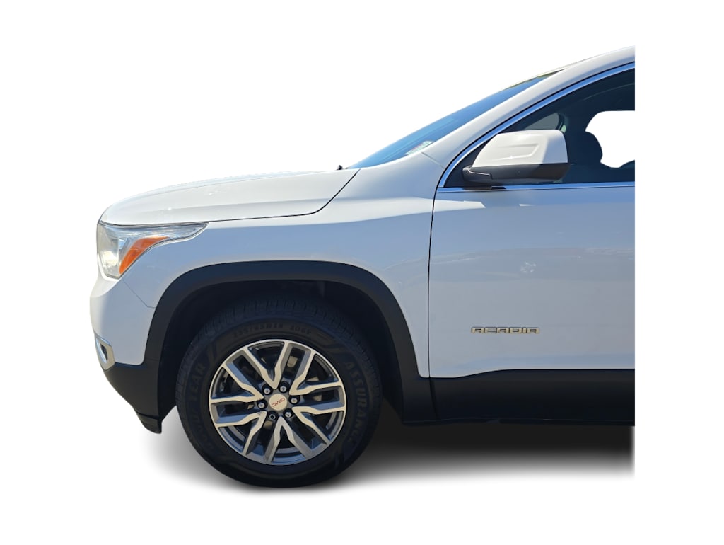 Thumbnail: 2017 GMC Acadia - 21