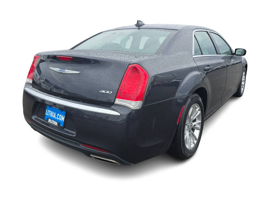 Thumbnail: 2019 Chrysler 300 - 17